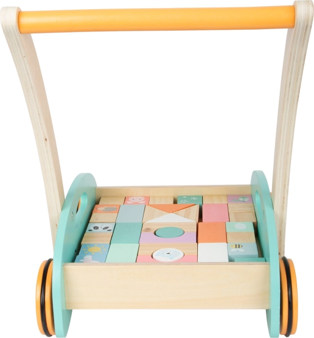 Construcție din lemn stabilă în culori pastel