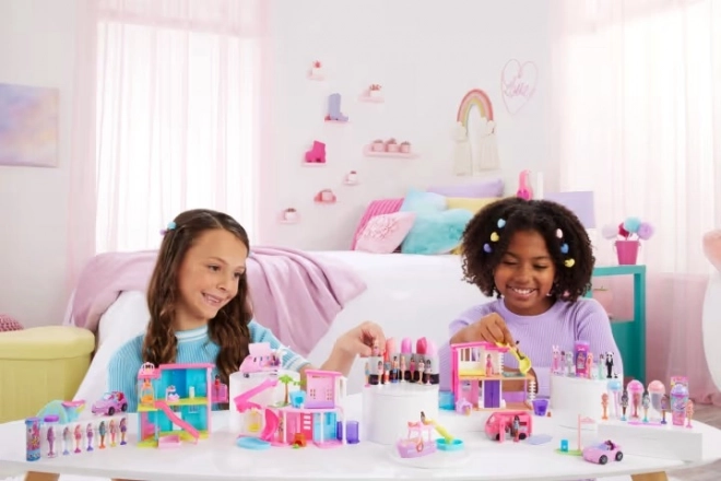 Set Barbie Mini Barbieland cu barcă