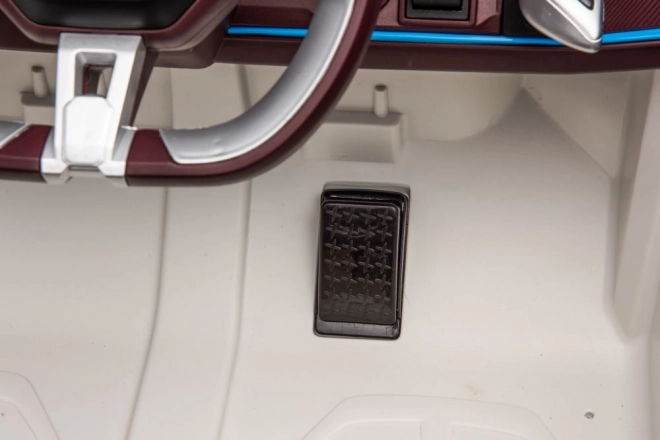 Mașinuță pe baterii BMW I4 4x4 albă