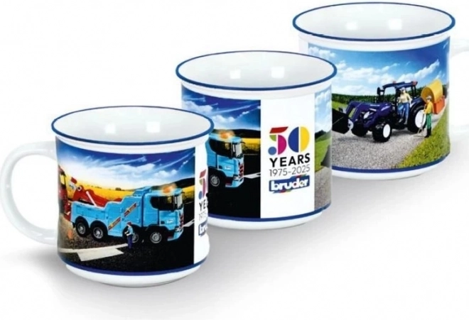 Cana din ceramică Bruder cu motiv de jucării