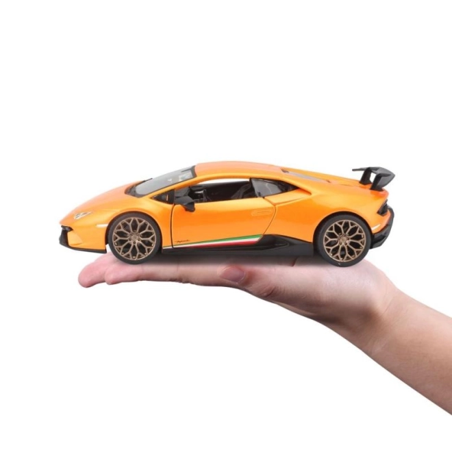 Model metalic Lamborghini Huracan Performante la scară 1/24