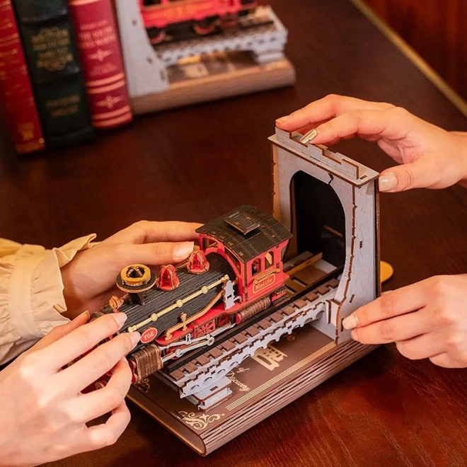 3D puzzle opritor de cărți Tren cu aburi istoric