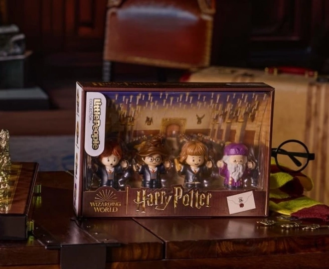 Setul de figurine Little People Harry Potter și Piatra Filosofală