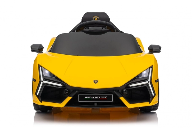 Auto Lamborghini Revuelto Galben