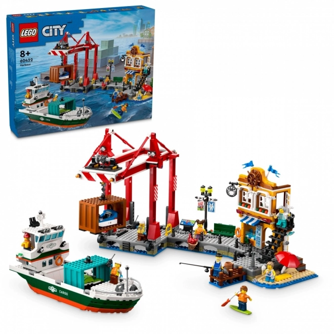 Port maritim LEGO City cu navă de marfă