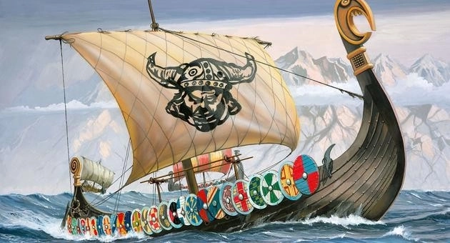 Navă vikingă din plastic