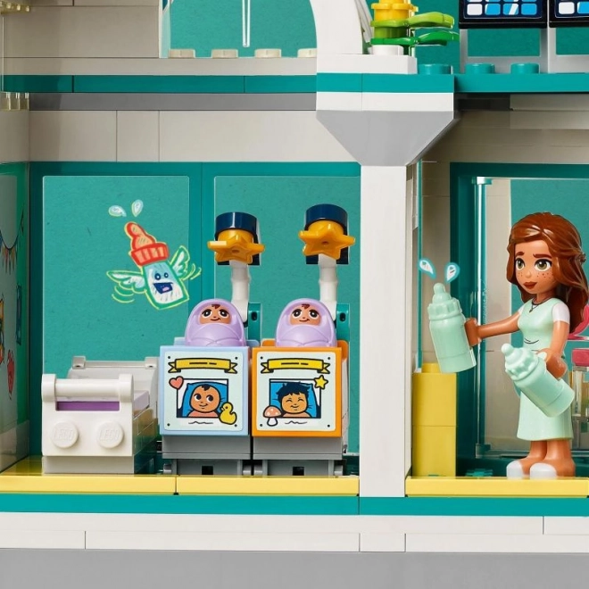 Spitalul din Heartlake LEGO Friends