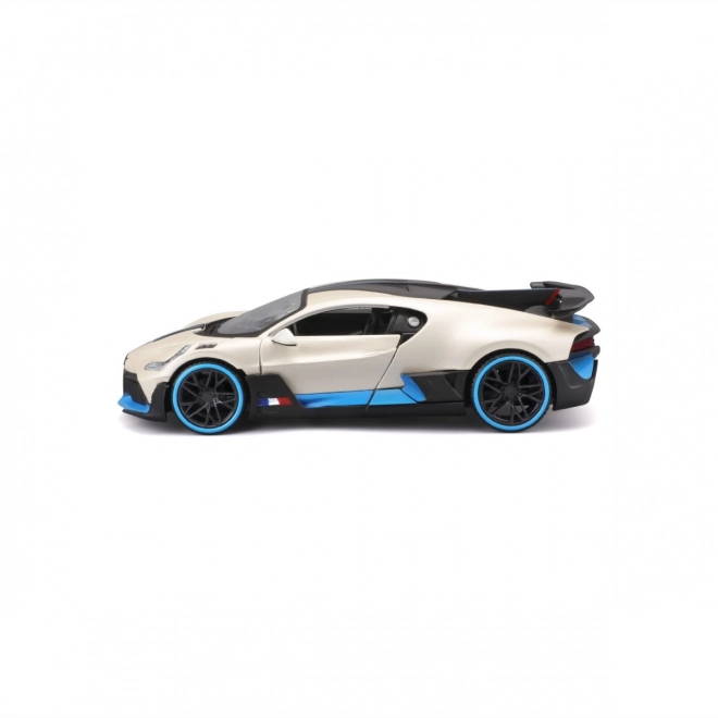 Model mașină Bugatti Divo scară 1:24 alb