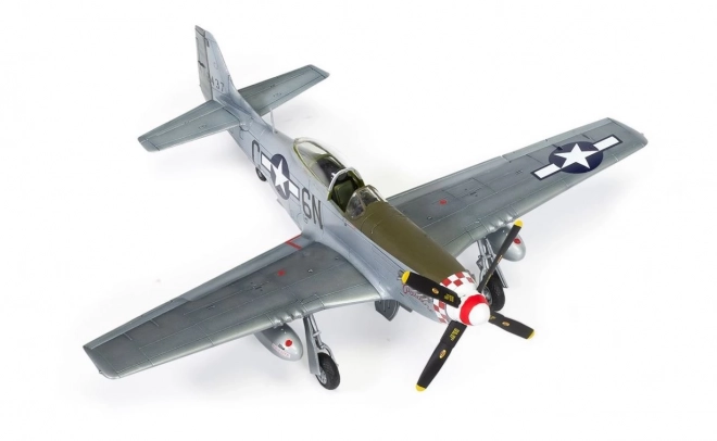 Model de avion North American P-51D Mustang