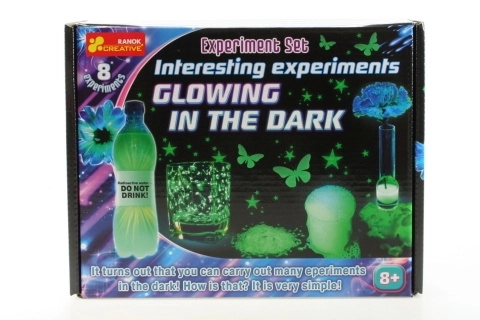 Experimente fascinante de iluminare în întuneric pentru copii