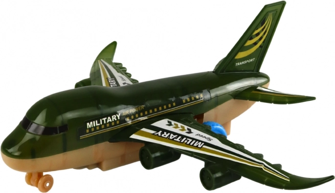 Design militar realist cu detalii