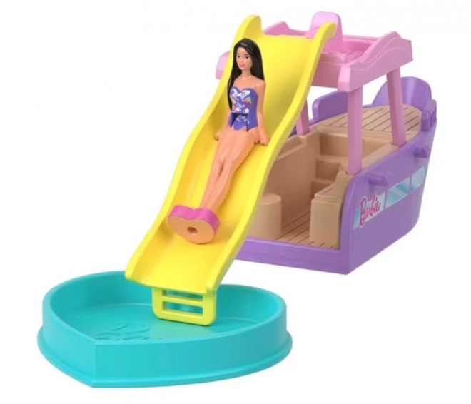 Set Barbie Mini Barbieland cu barcă