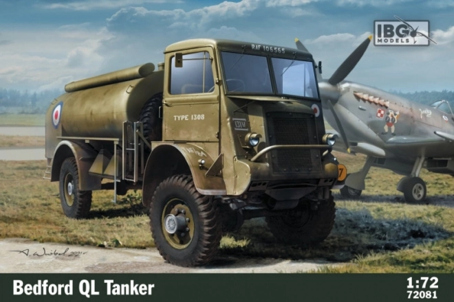 Model plastic Bedford QL tanker 1/72