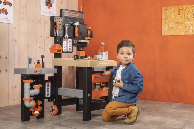 Megaatelier Smoby Black & Decker pentru micii meșteri