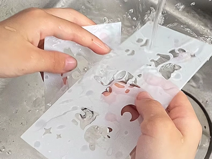 Șabloane reutilizabile pentru motive nesfârșite