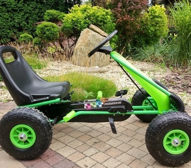 Kart cu pedale + Anvelope gonflabile + Scaun reglabil – Verde