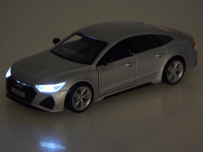 Mașină metalică Audi RS 7 Sportback cu sunete și lumini