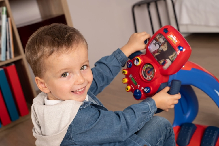 Volan interactiv cu lumini și sunete