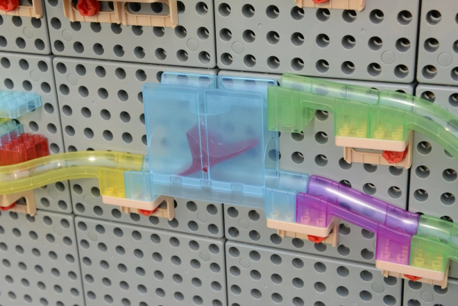 Set constructiv Masterkidz pistă pentru bile Tablă STEM 440 piese