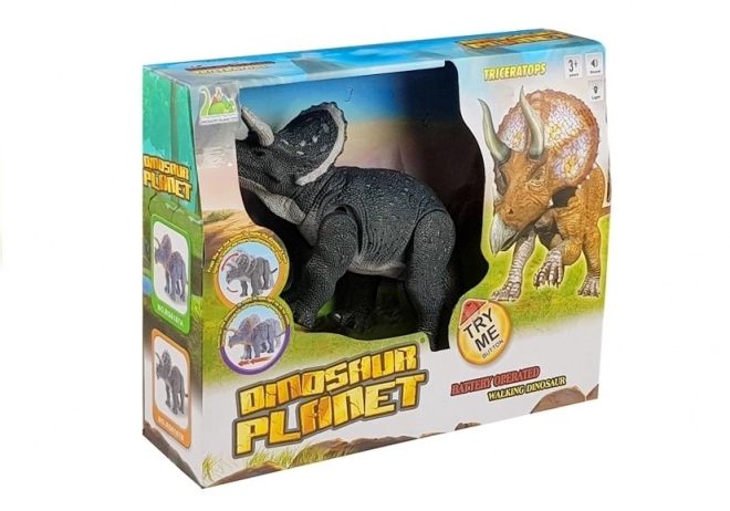 Dinozaur Triceratops pe baterii