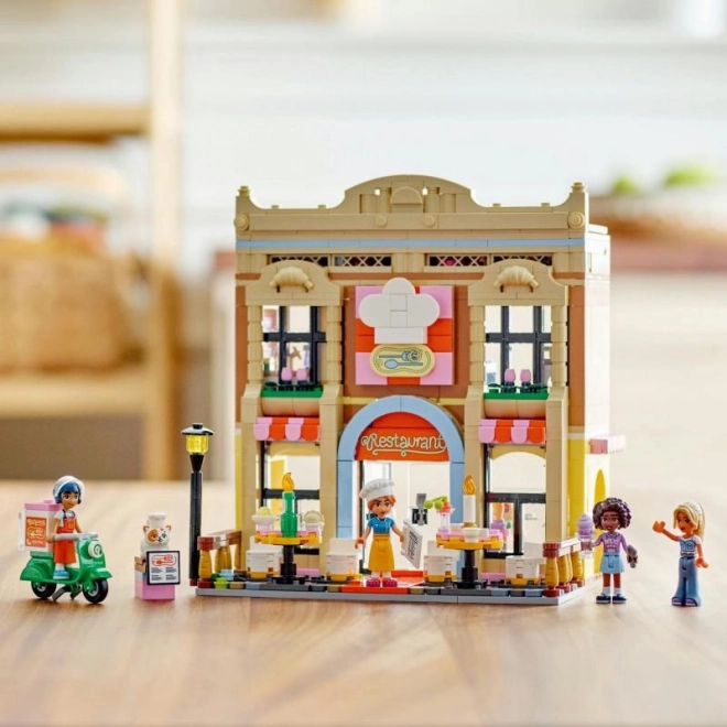 Restaurante și școala de gătit LEGO Friends