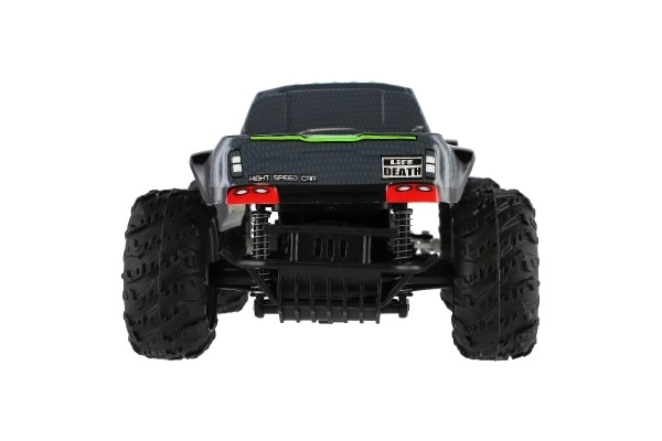 RC camionetă de teren gri-verde cu telecomandă
