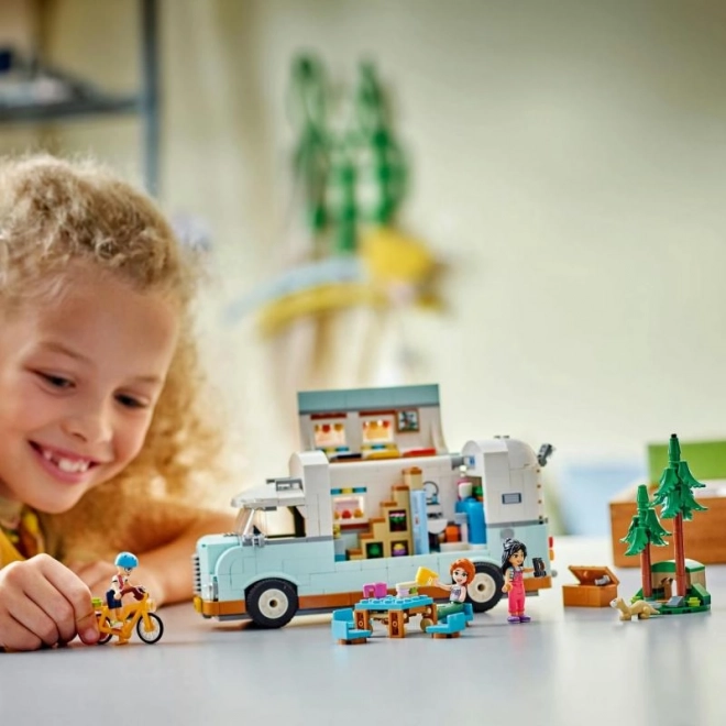 Lego Friends Aventură Cu Rulota Prietenilor