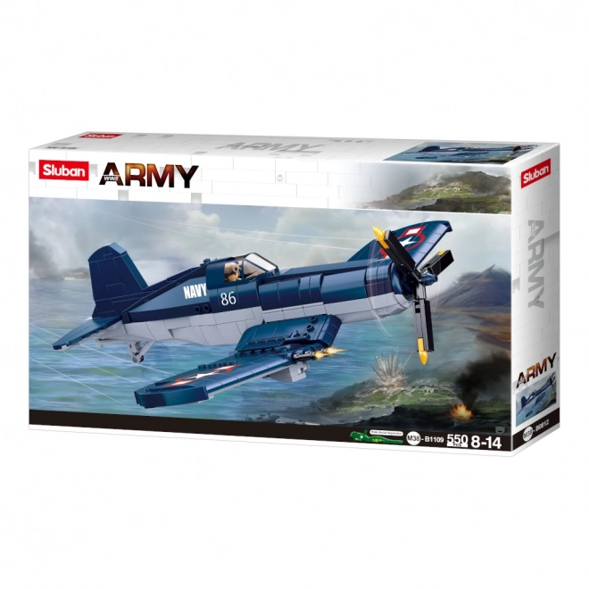 Avion de luptă F4U Corsair din Al Doilea Război Mondial de la Sluban