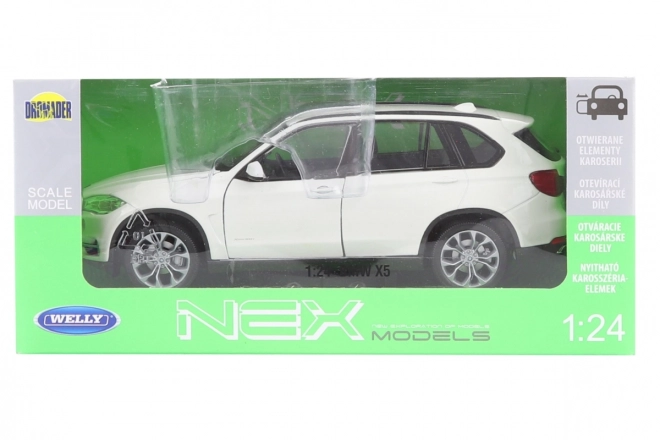 Mașinuță de colecție BMW X5 la scara 1:24