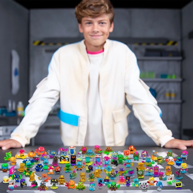 Figurine Mr Beast Laboratorul - Roj Tubă 2-pak
