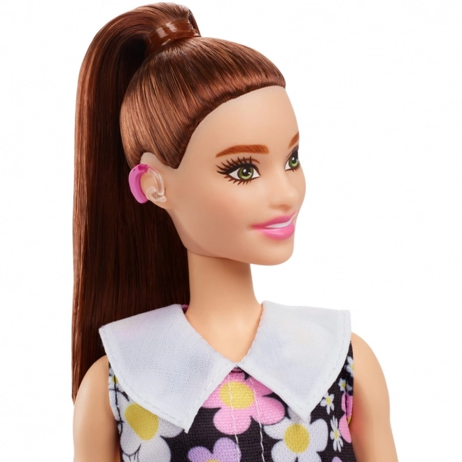 barbie fashionista cu rochie margarete