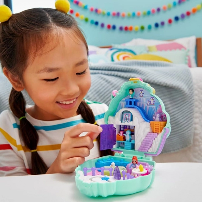 Polly Pocket Căsuța Compactă de Gheață cu Pinguini