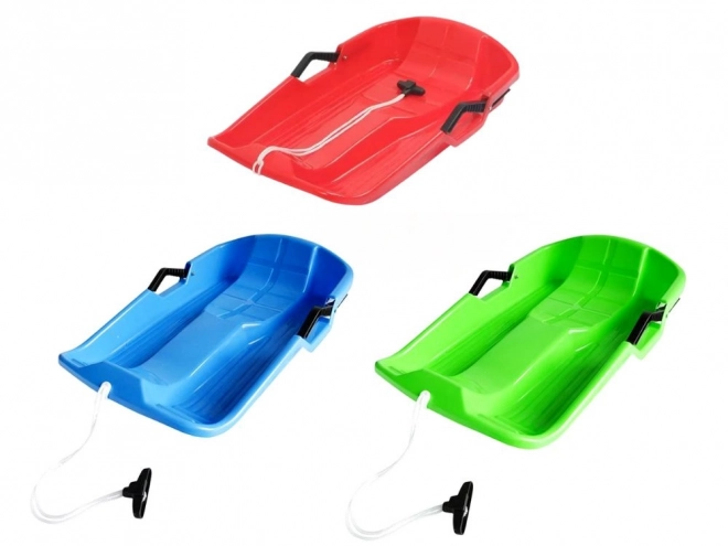 Sănii din plastic cu spătar și frâne