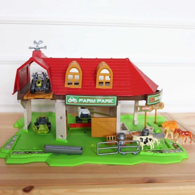 Set Fermă cu Tractoare și Figurine