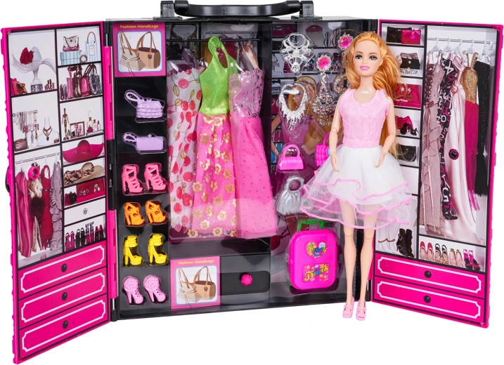 Accesorii bogate pentru joacă creativă