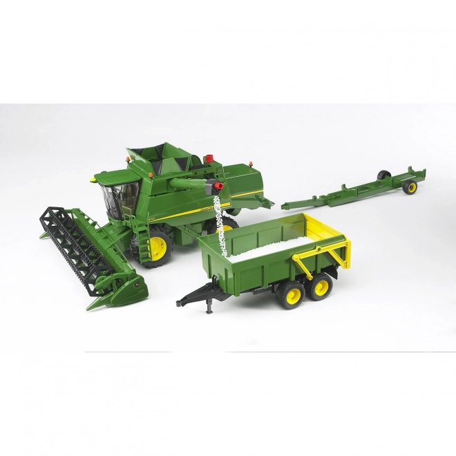 Kombajn Bruder John Deere T670i