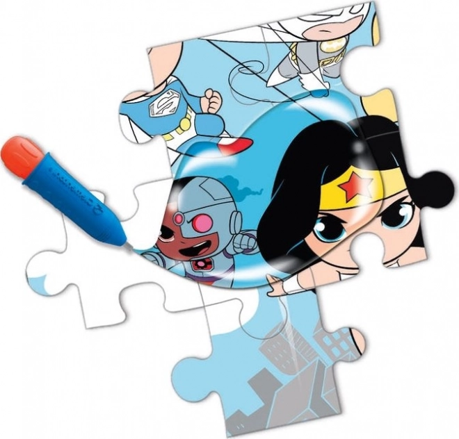 Puzzle magic cu apă DC Superfriends