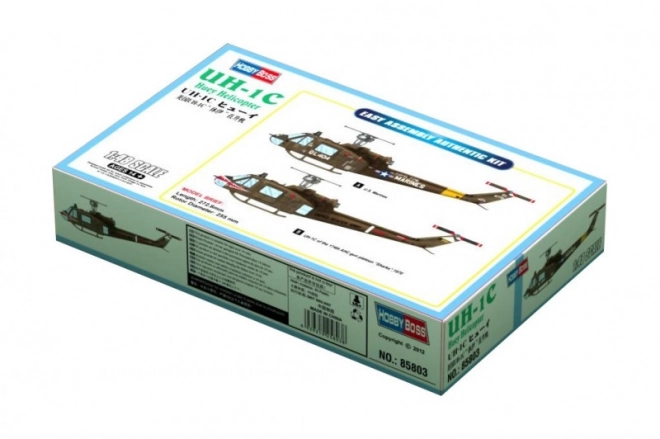 Elicopter UH-1C Huey din plastic de construit