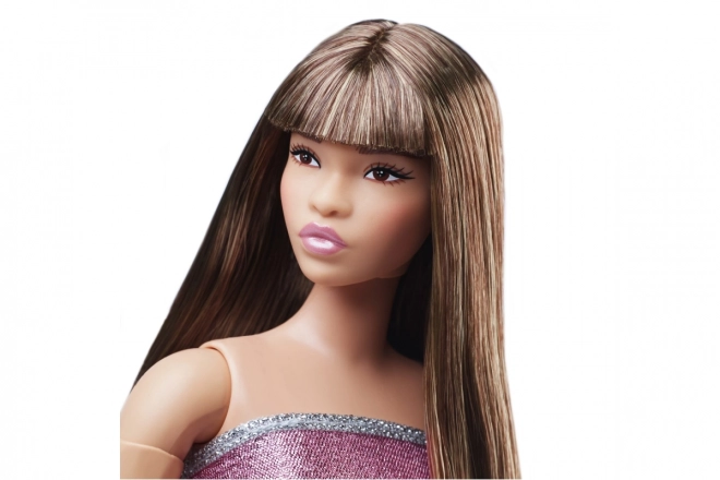 Barbie Looks brunetă în rochie mini roz