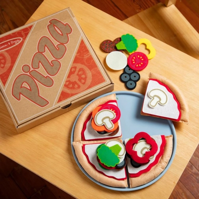 Pizza din fetru Melissa and Doug