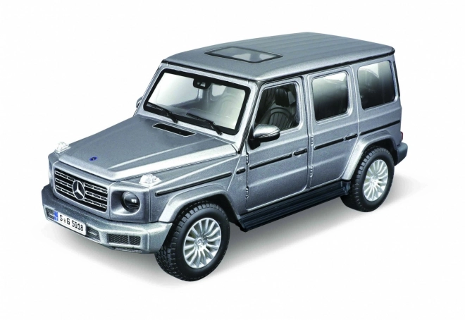 Model de asamblare Mercedes-Benz G-Class 1/24