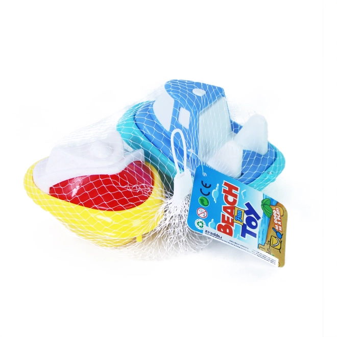 Joacă în apă și pe nisip