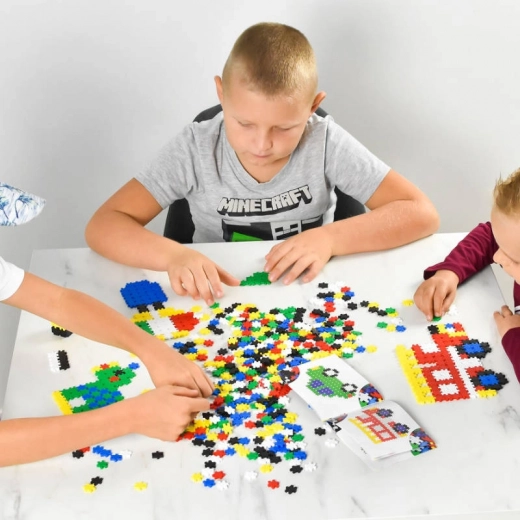 200 de piese colorate și broșură cu idei