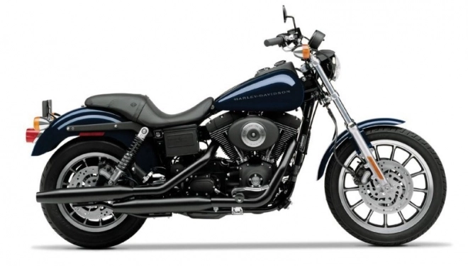 Motocicletă Harley Davidson Dyna din 2004