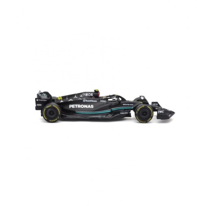 Model metalic Bburago Mercedes-AMG F1 W14 George Russell