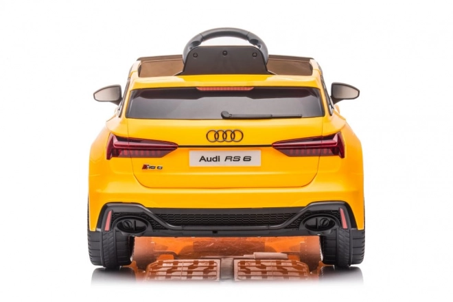 mașină cu acumulator Audi RS6 galben