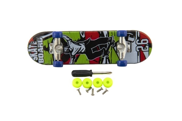 Skateboard prst cu accesorii