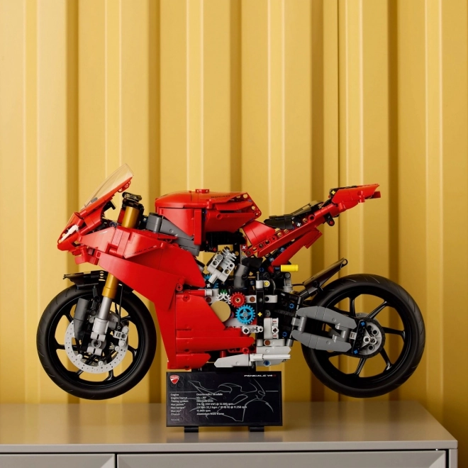 Motocicletă LEGO Technic Ducati Panigale V4 S
