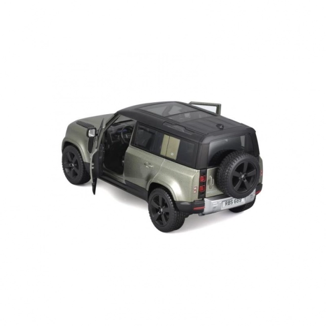 Mașină metalică Land Rover Defender 110 Bburago 1:24 Verde