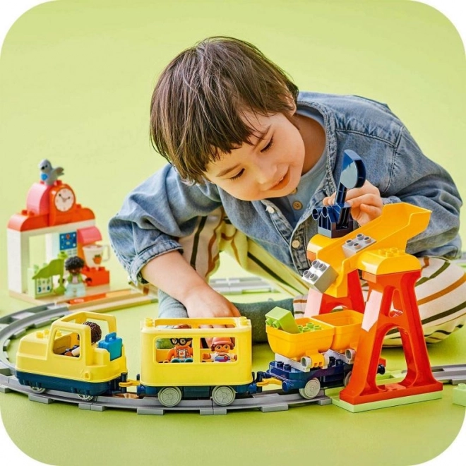 Trenul mare interactiv LEGO DUPLO